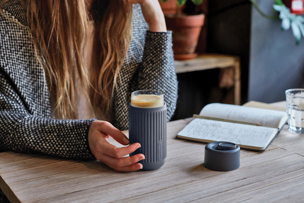 Black+Blum Glas-Reisebecher 340ml